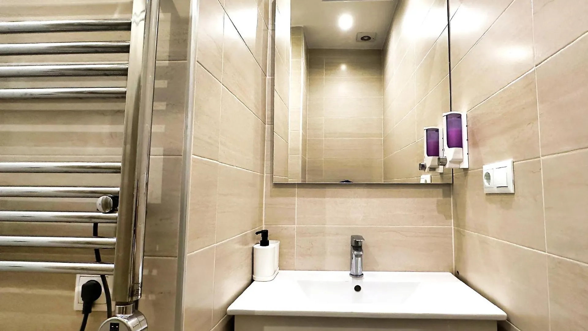 Skol 350. Great 2 Bedroom Apartment In Skol Marbellac Hébergement de vacances