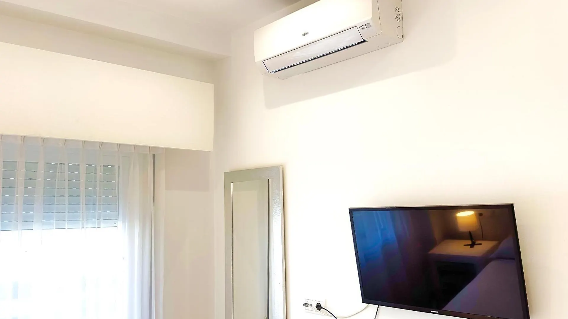 Skol 350. Great 2 Bedroom Apartment In Skol Marbellac Hébergement de vacances