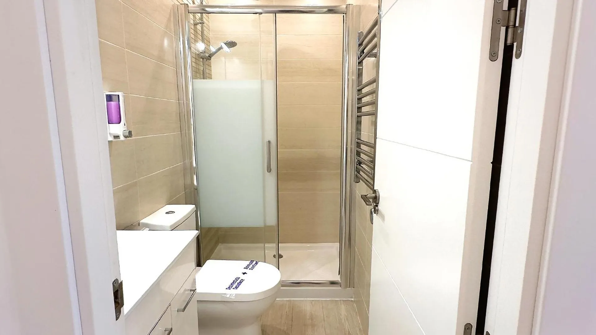 Hébergement de vacances Skol 350. Great 2 Bedroom Apartment In Skol Marbellac Espagne