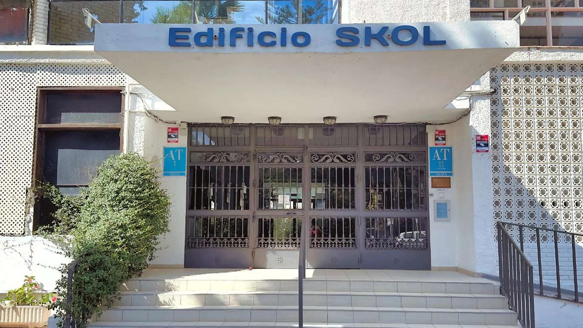 Skol 350. Great 2 Bedroom Apartment In Skol Marbella Spain