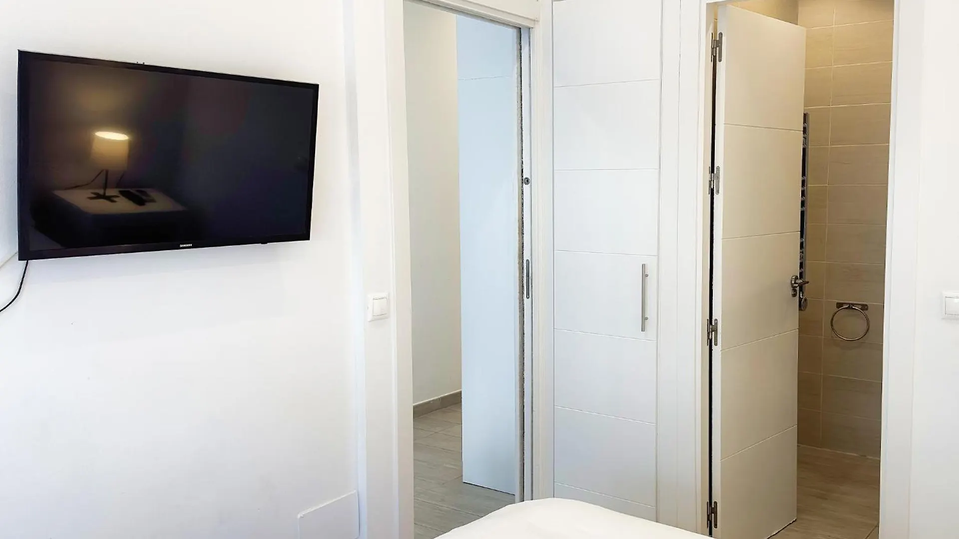 Skol 350. Great 2 Bedroom Apartment In Skol Marbella 0*,  Spain