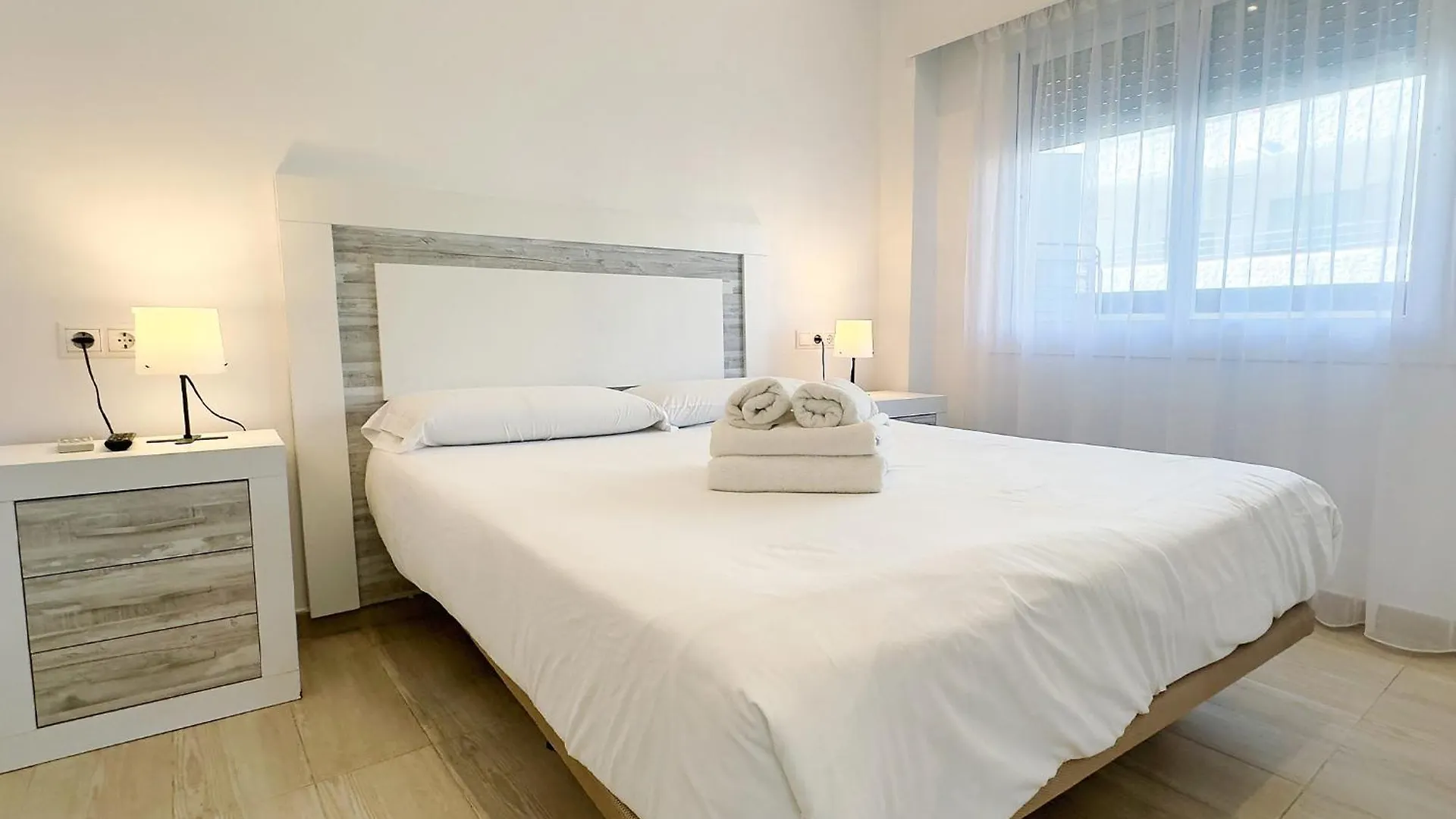 Skol 350. Great 2 Bedroom Apartment In Skol Marbella 0*,