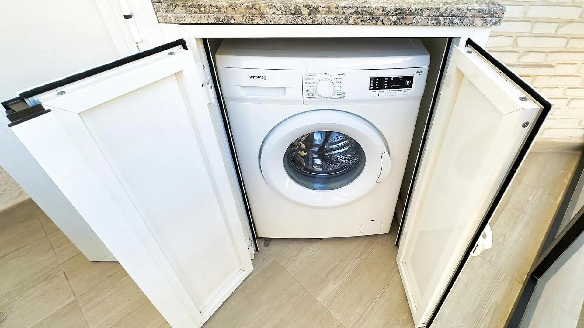 Skol 350. Great 2 Bedroom Apartment In Skol Marbella